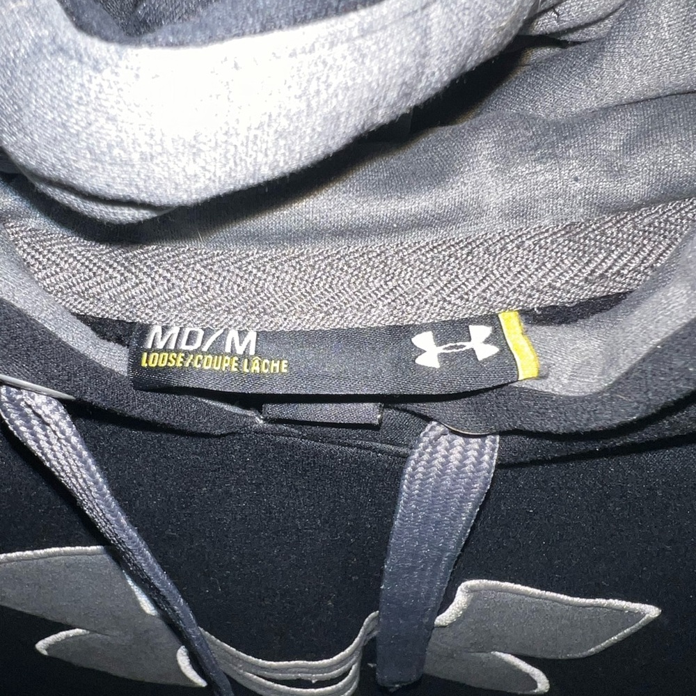Under Armour Hoodie Sweatshirt – Size Medium - Picture 3 of 3